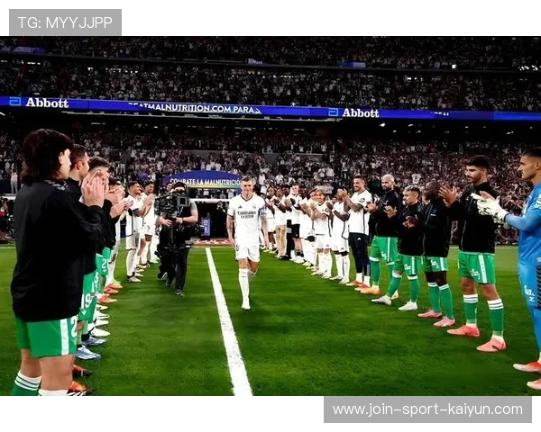 皇马又靠最后几分钟解决问题，真有冠军命，皇马最精彩的一场比赛